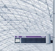 Bar shaped indicator screen at the station