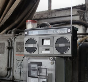 The screen on the radio